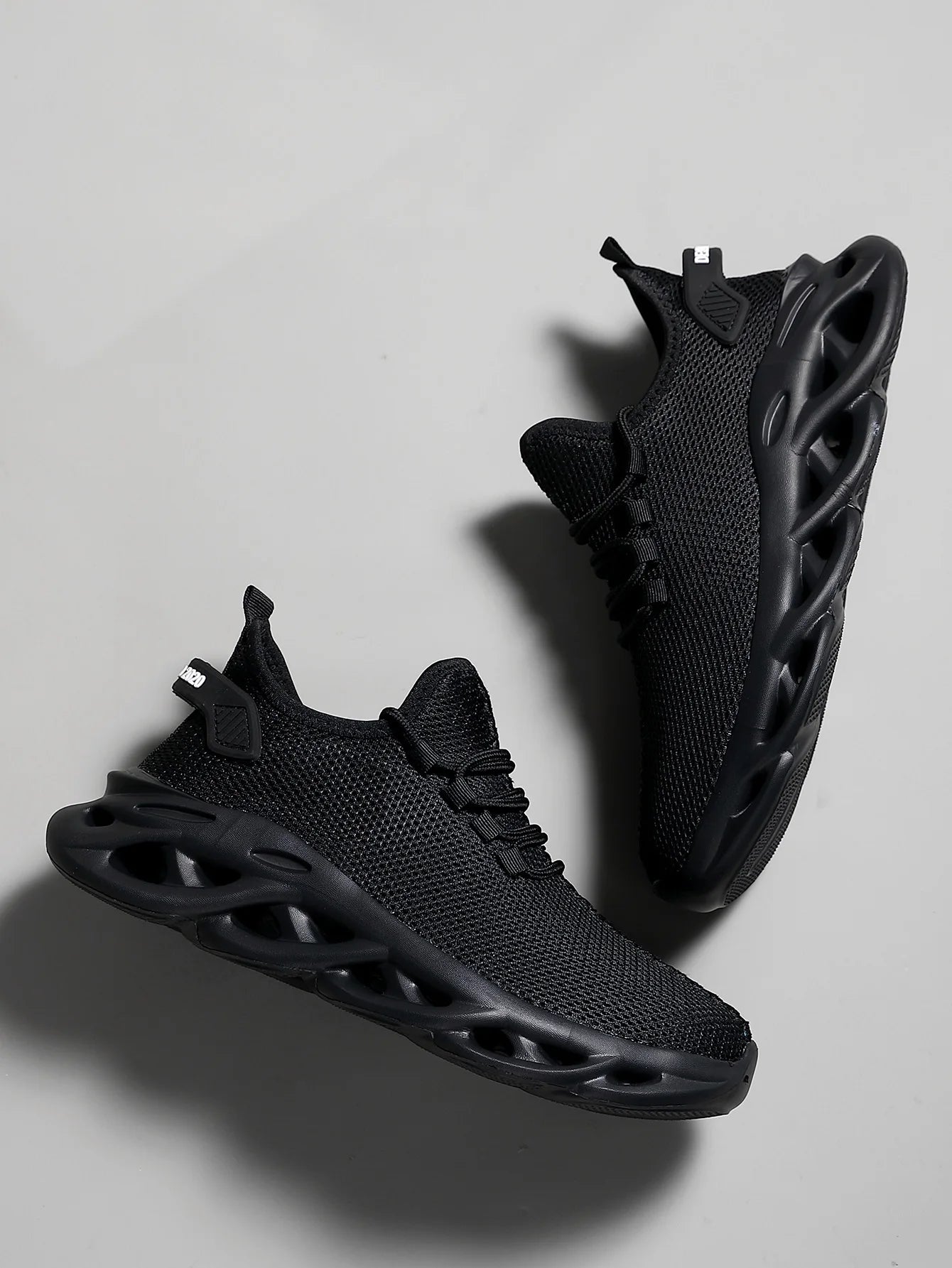 Breathable Mesh Gym Shoes – Men’s and Women’s Fitness Sneakers